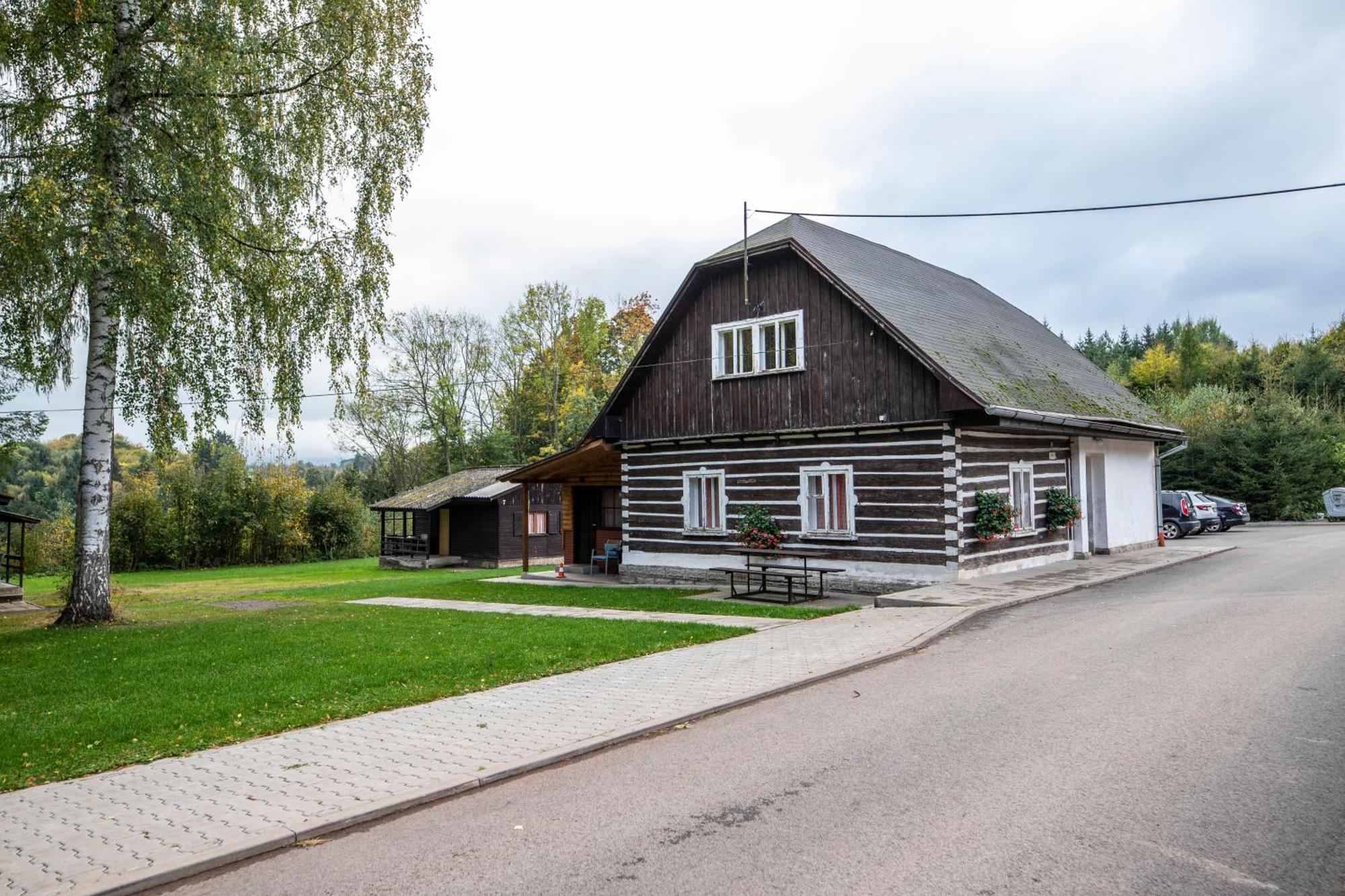 Chatovy Areal Zderina Police nad Metují Exterior foto